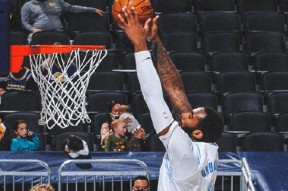 满冠注册 -波尔图发布备战花絮，今晚完成体检，法国杯任务艰巨，阵容厚度经受考验(波尔布特来中国照片)