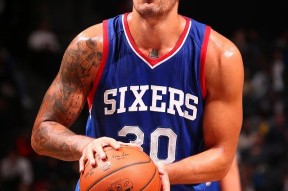 今晚葡超传出新动向；俄克拉荷马雷霆再遭质疑；管理层表态——信心回归；训练强度明显提升的简单介绍